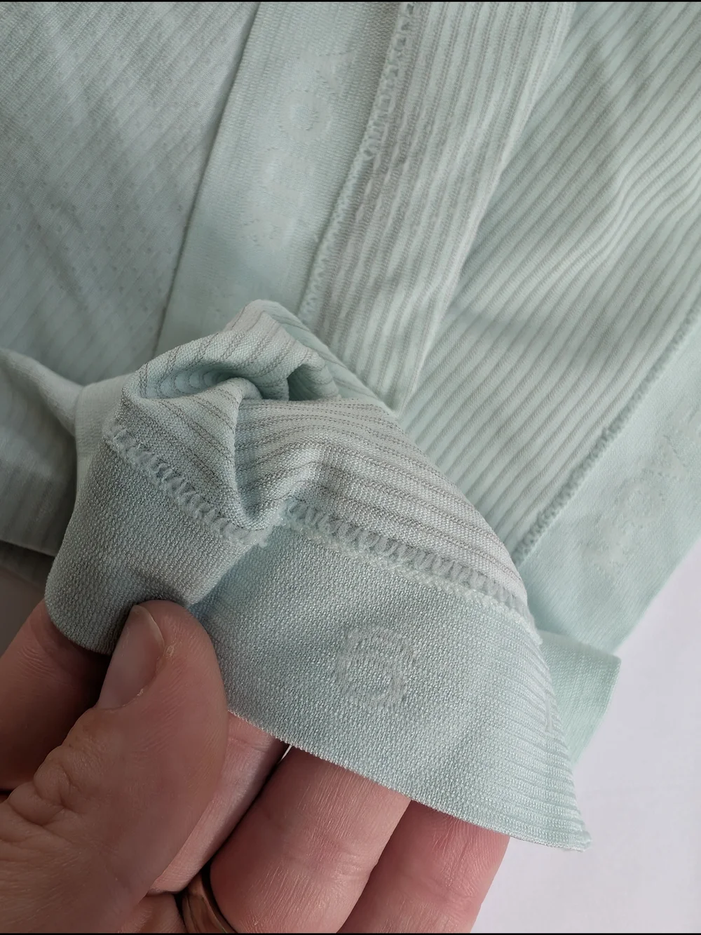 Lululemon Swiftly Tech Short Sleeve 2.0 Hip Length - Sea Water